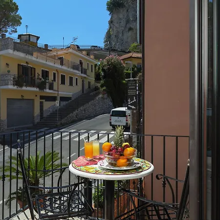 Hotel Sonia 4*